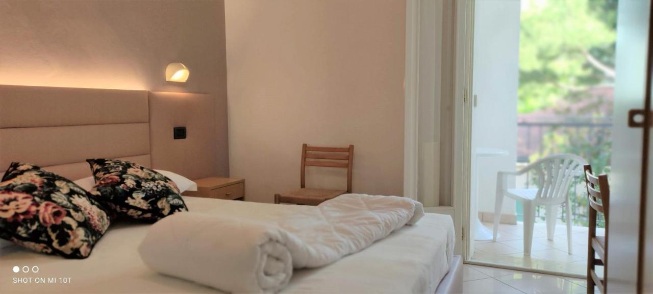 Hotel Villa Platani Riccione Exteriér fotografie
